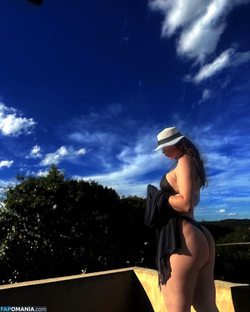 Yasmin Tasciane / yasmintascianee ヌード OnlyFans  流出写真 #2