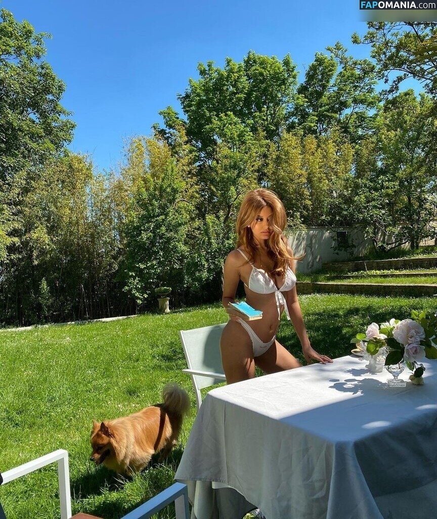 Zahia Dehar / zahiaofficiel ヌード OnlyFans  流出写真 #299