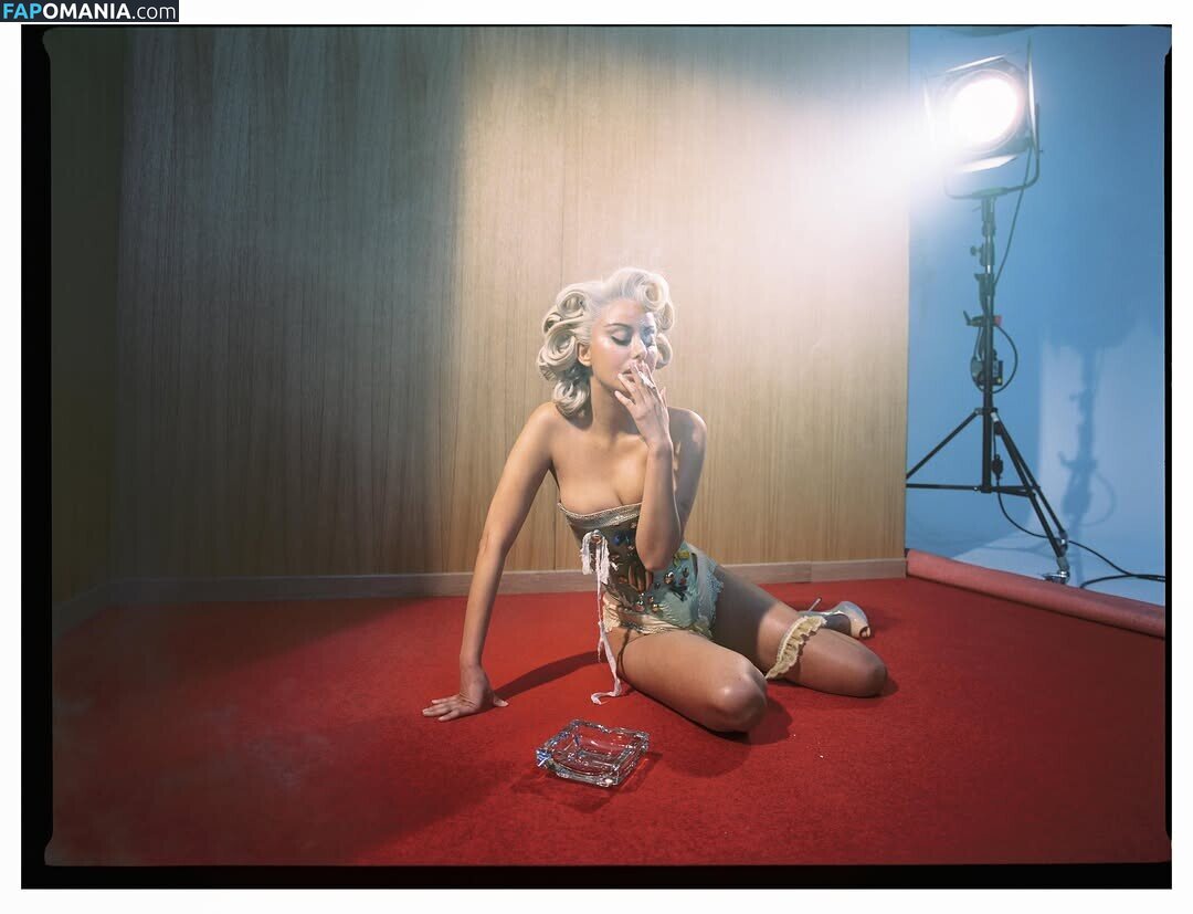 Zahia Dehar / zahiaofficiel ヌード OnlyFans  流出写真 #307