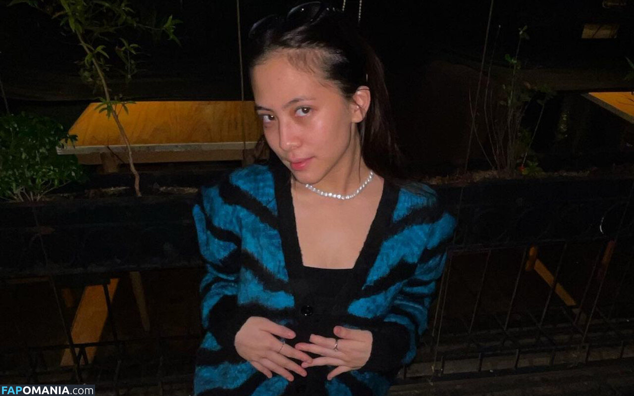Zara Adhisty ヌード OnlyFans  流出写真 #2