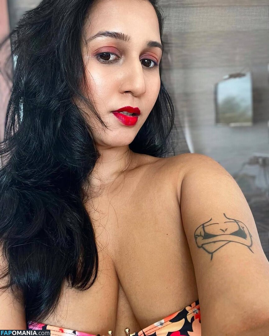 Sewwandi Pathirana / Zewwandi / _zewwandi_ ヌード OnlyFans  流出写真 #4
