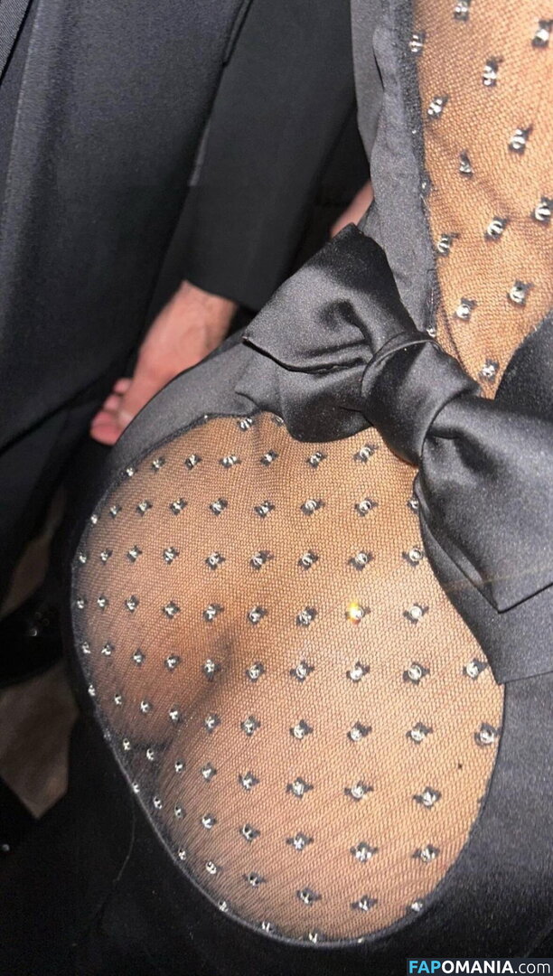 Zoe Kravitz ヌード OnlyFans  流出写真 #1