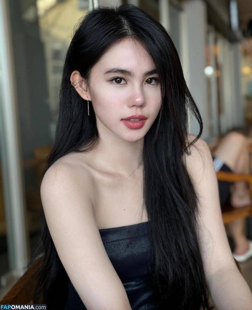 Zoe Levana ヌード OnlyFans  流出写真 #1