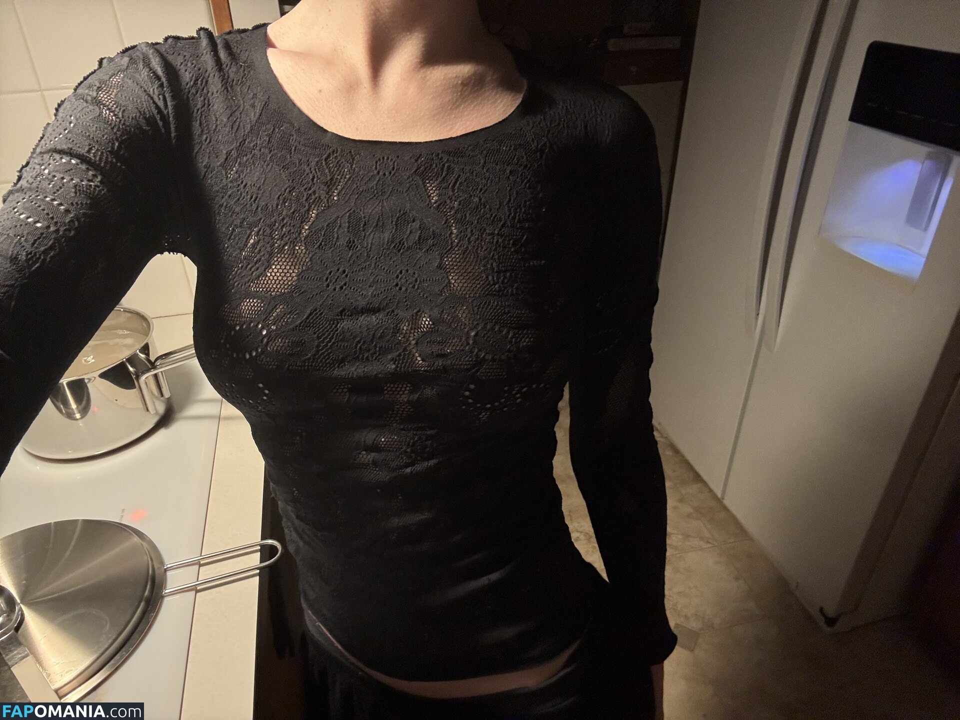 https: / zoeloveshouses / zoeplzshutup ヌード OnlyFans  流出写真 #2