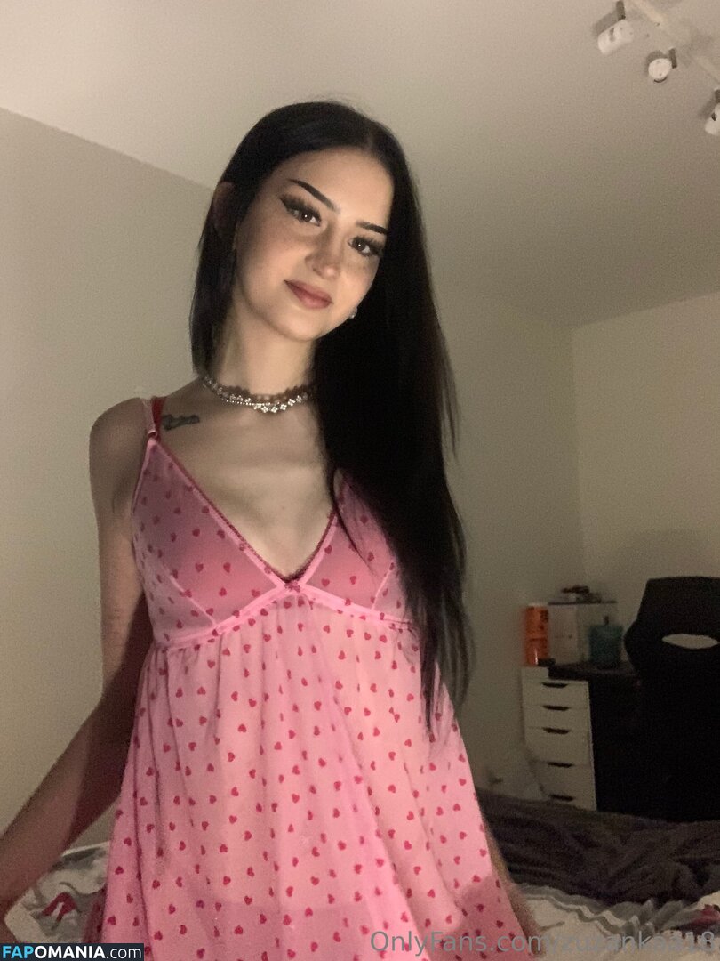Zuzinkaa / zuz.ankaa.aa / zuzankaa18 ヌード OnlyFans  流出写真 #2